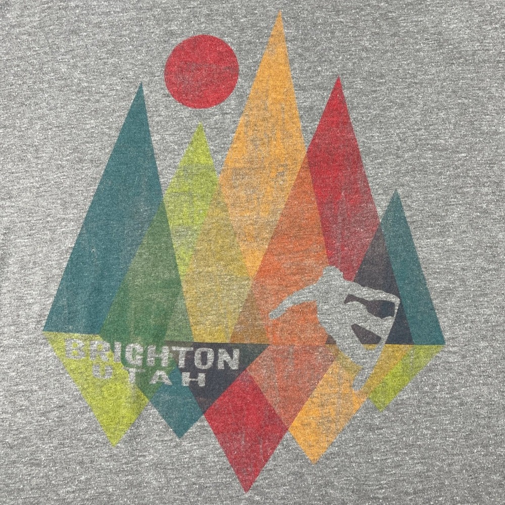Brighton Utah Mens Large Gray T-Shirt Snowboarding Mountain Graphic Blue 84